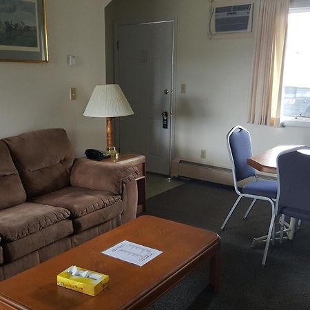 אולד פורג' Clark'S Beach Motel מראה חיצוני תמונה