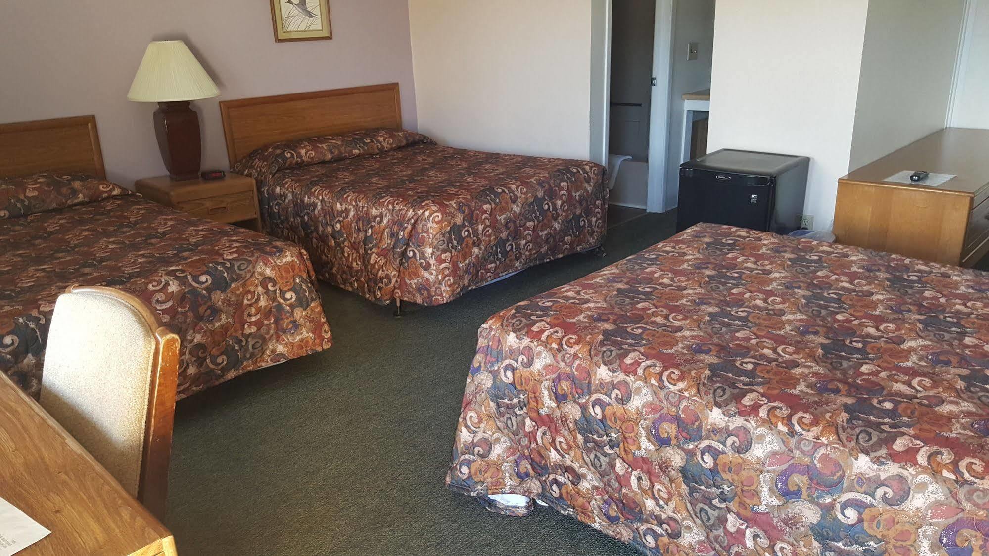 אולד פורג' Clark'S Beach Motel מראה חיצוני תמונה