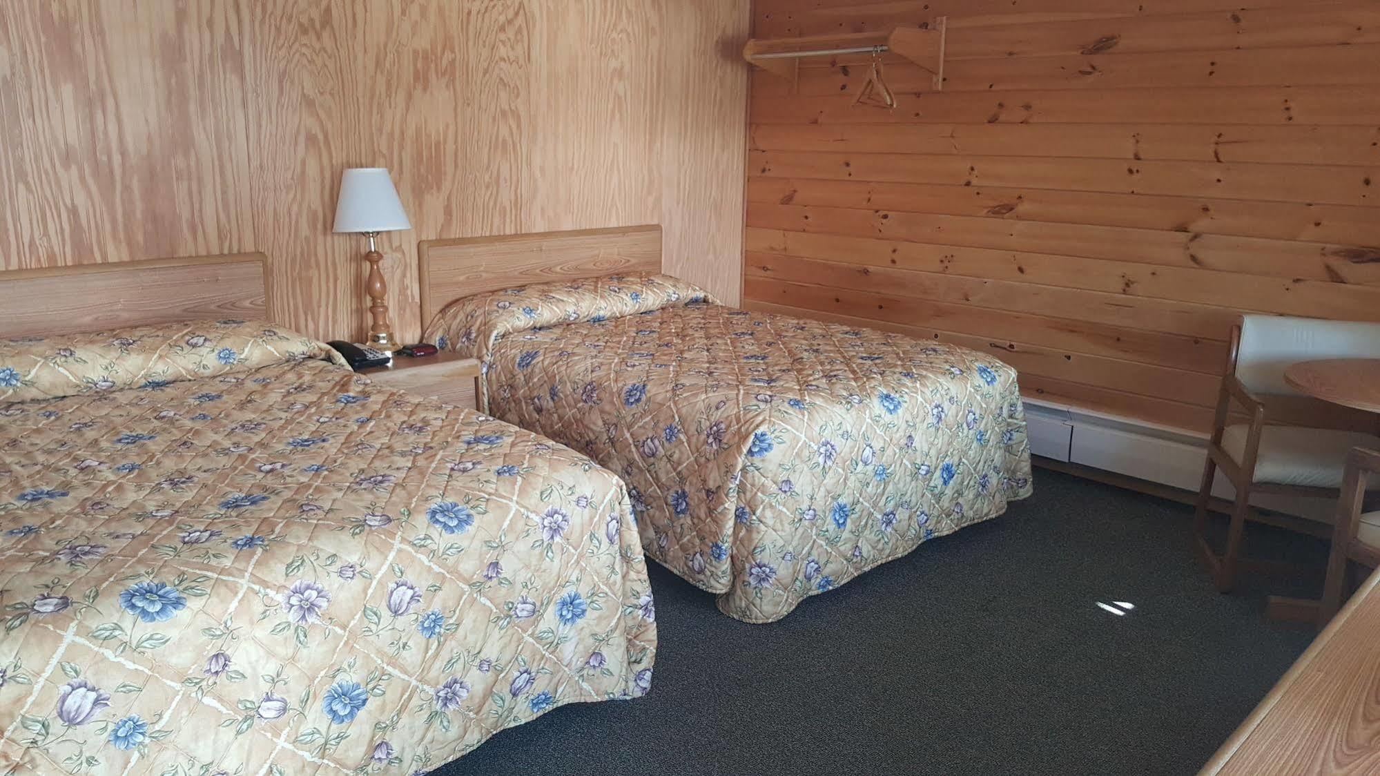 אולד פורג' Clark'S Beach Motel מראה חיצוני תמונה