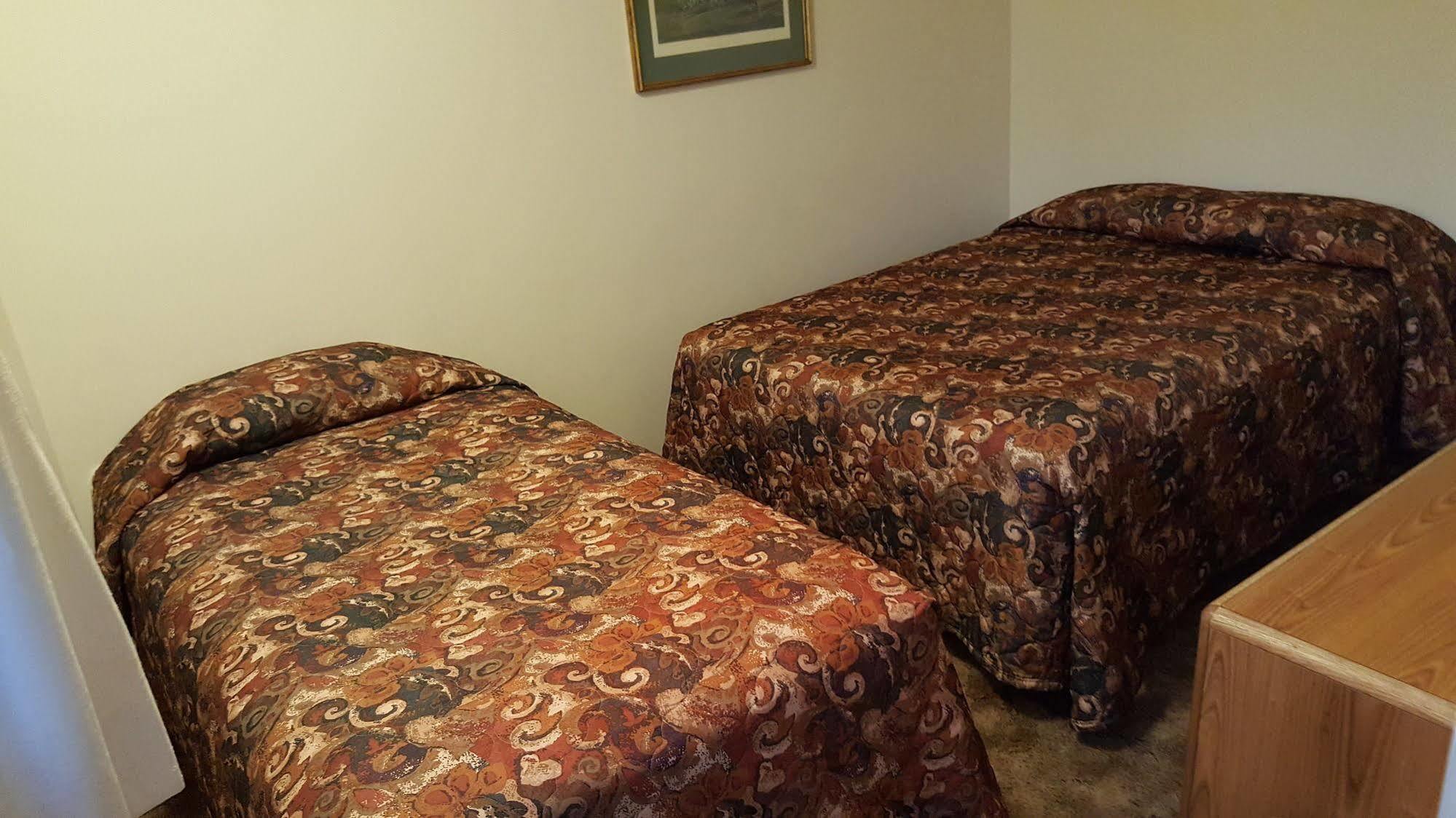 אולד פורג' Clark'S Beach Motel מראה חיצוני תמונה