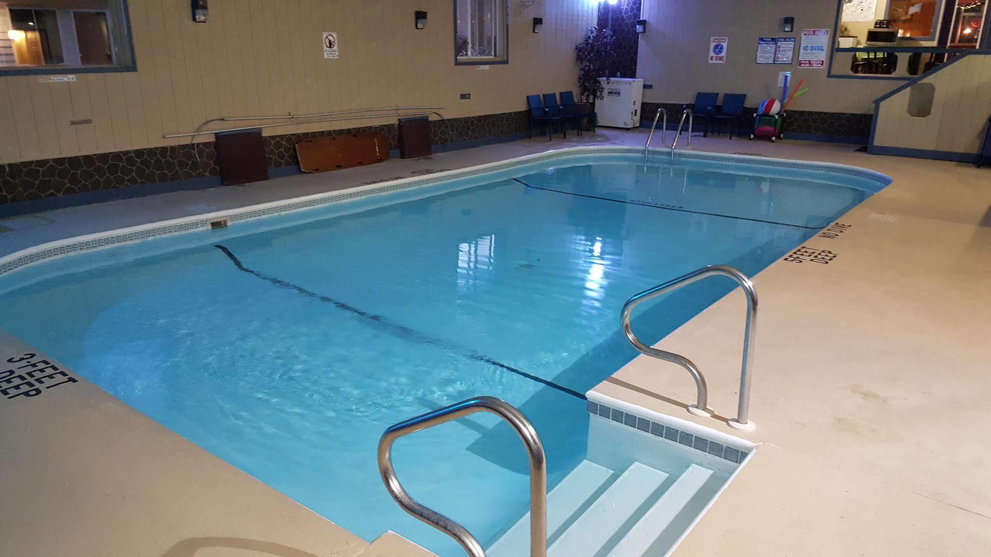אולד פורג' Clark'S Beach Motel מראה חיצוני תמונה